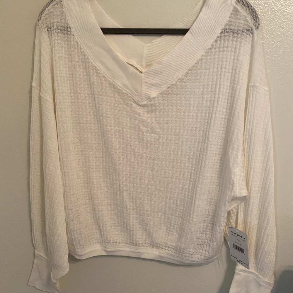 NWT FREE PEOPLE  Long Sleeve Crop Top